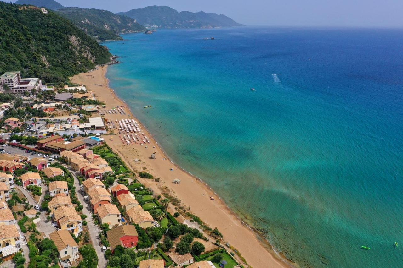 Waves Apartments Melody Glyfada Luaran gambar
