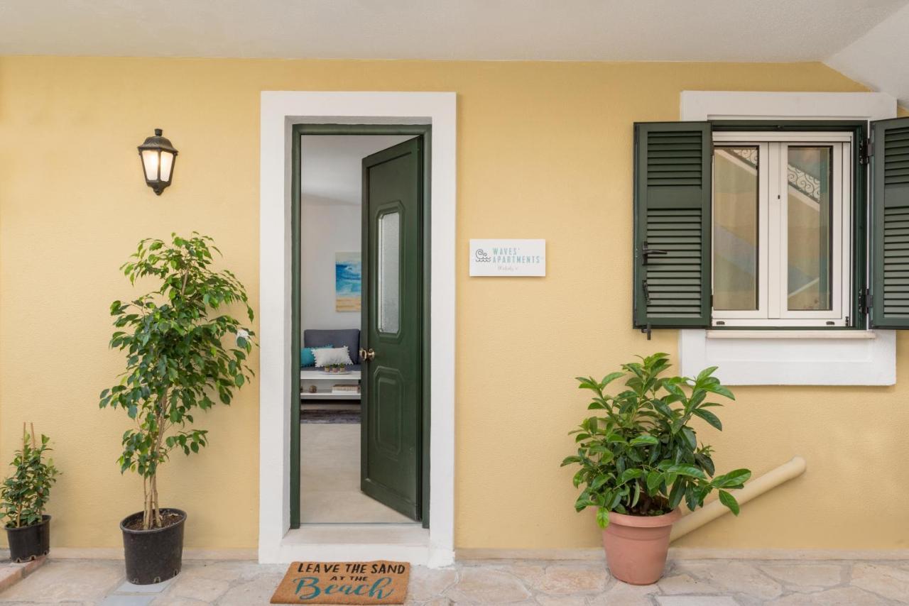 Waves Apartments Melody Glyfada Luaran gambar