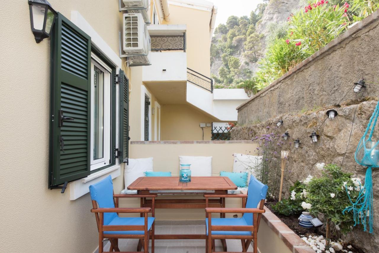 Waves Apartments Melody Glyfada Luaran gambar