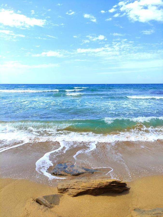 Waves Apartments Melody Glyfada Luaran gambar